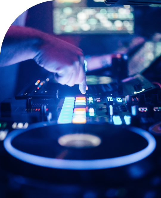 Curso DJ Profesional en DJ SOUND Academy Ibiza